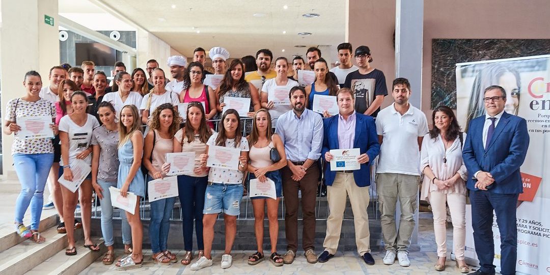 QHOTELS-ENTREGA-CERTIFICADOS_1-1080×675