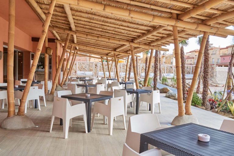 terraza del restaurante del hotel tarifa lances