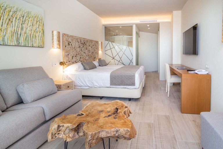 habitacion standard del hotel zahara beach