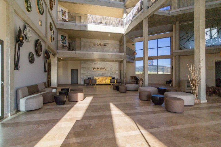 hall del hotel zahara beach