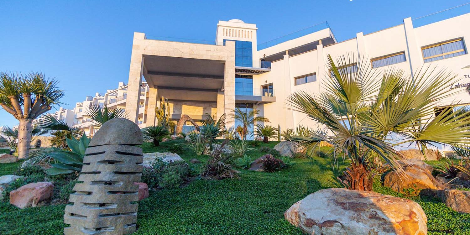 HOTLE-ZAHARA-BEACH (9) fachada principal del hotel zahara beach