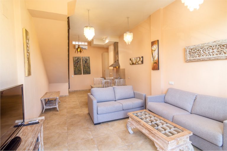 apartamentos y villas zahara sol