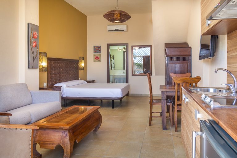 apartamentos y villas zahara sol