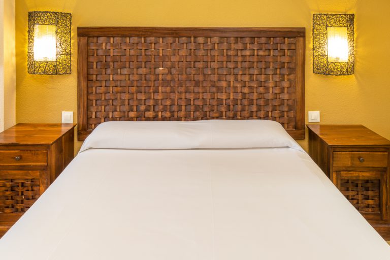 apartamentos y villas zahara sol