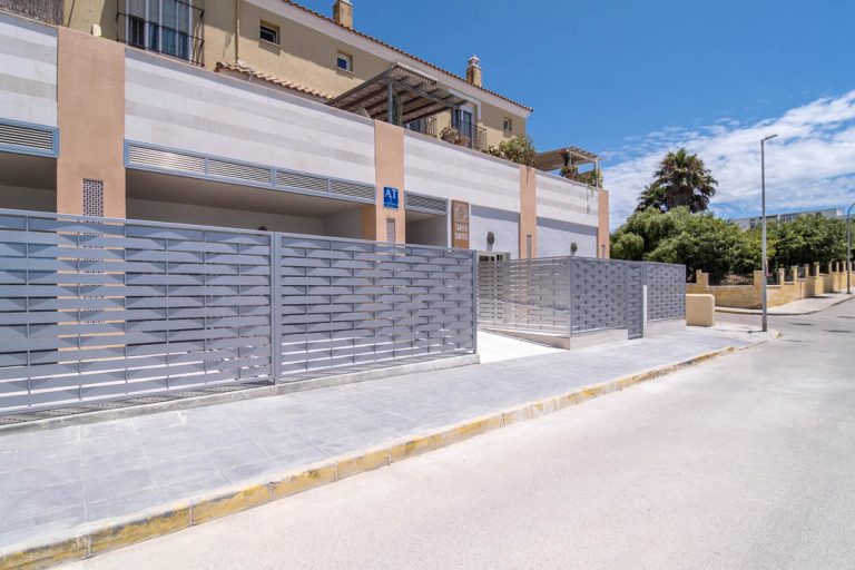 calle donde se encuentra Tarifa Suites