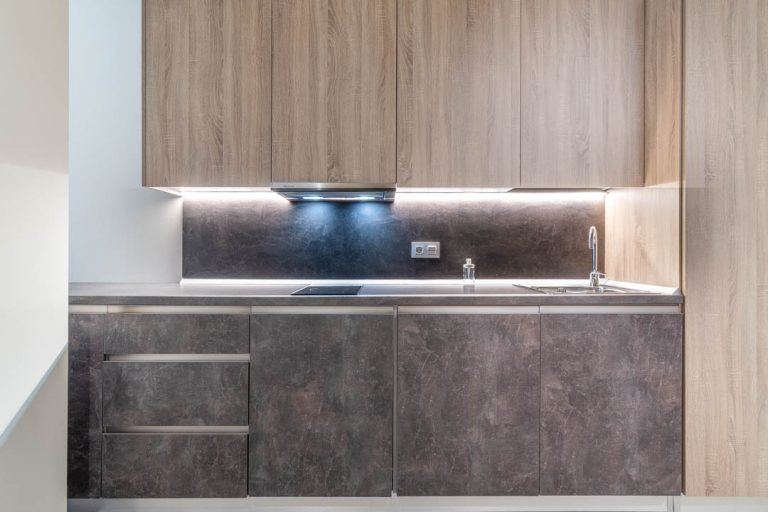 cocina de apartamento turistico en tarifa