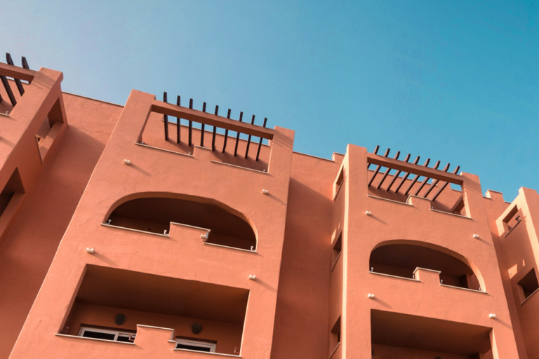 TFL PORTADA REEL tour hotel